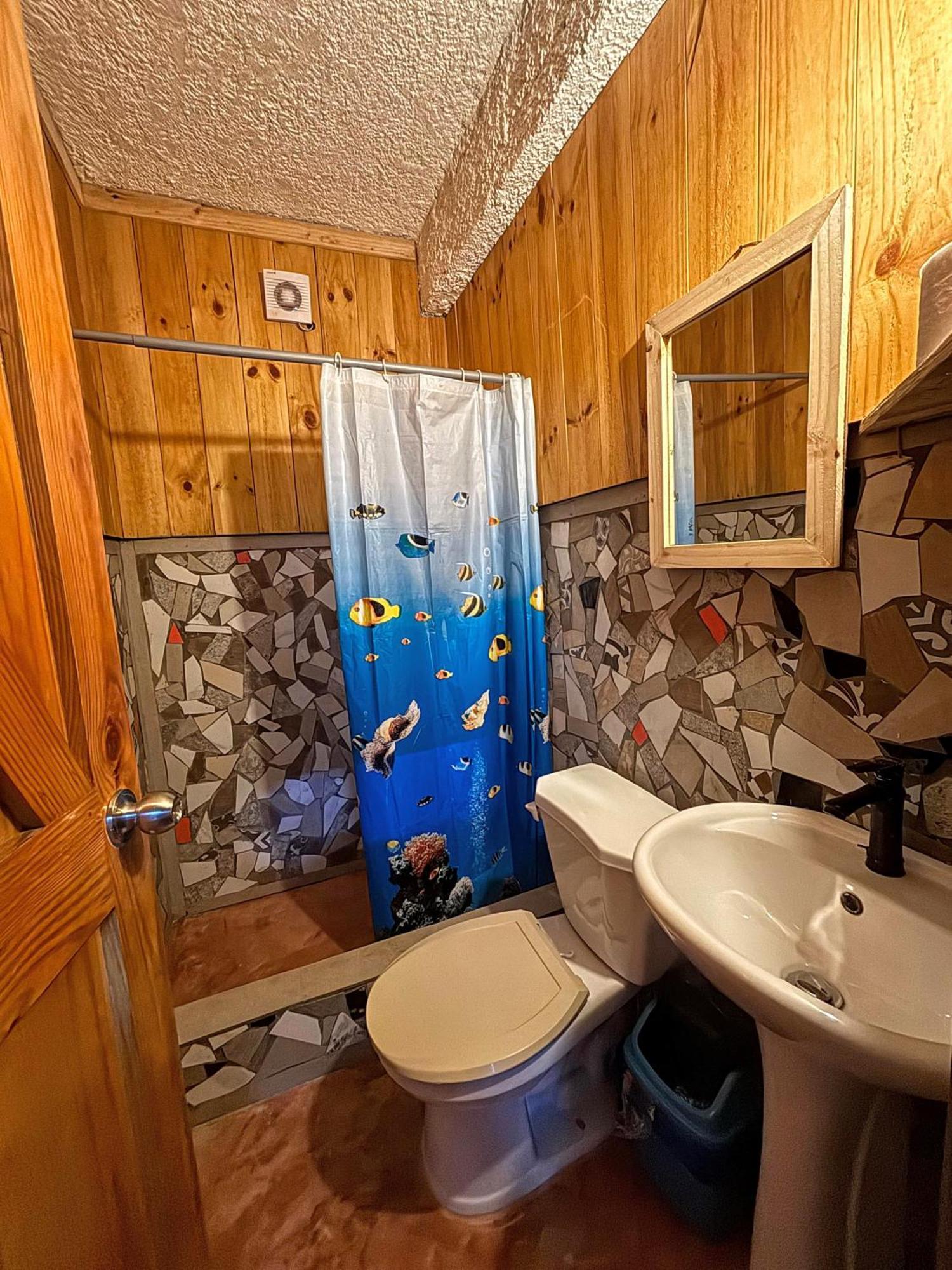 לאס גלראס Hostel La Ballena Backpacker מראה חיצוני תמונה